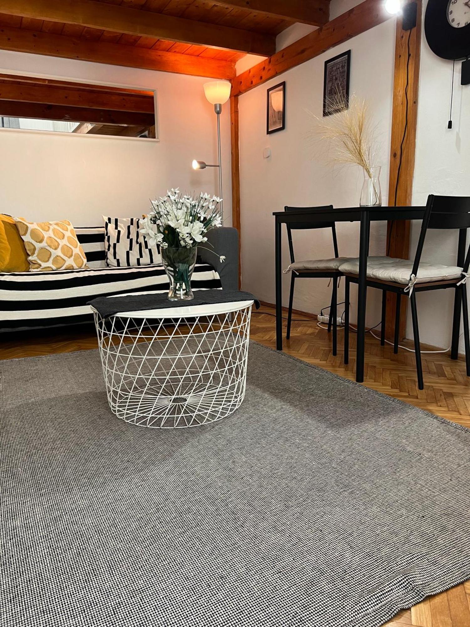 Lovely Little Loft Studio In The Heart Of Budapest Eksteriør bilde